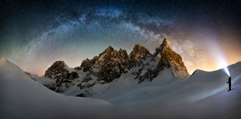 La Vía Láctea sobre el Cimon della Pella, Italia. Fotógrafo: Nicholas Roemmelt (Alemania)